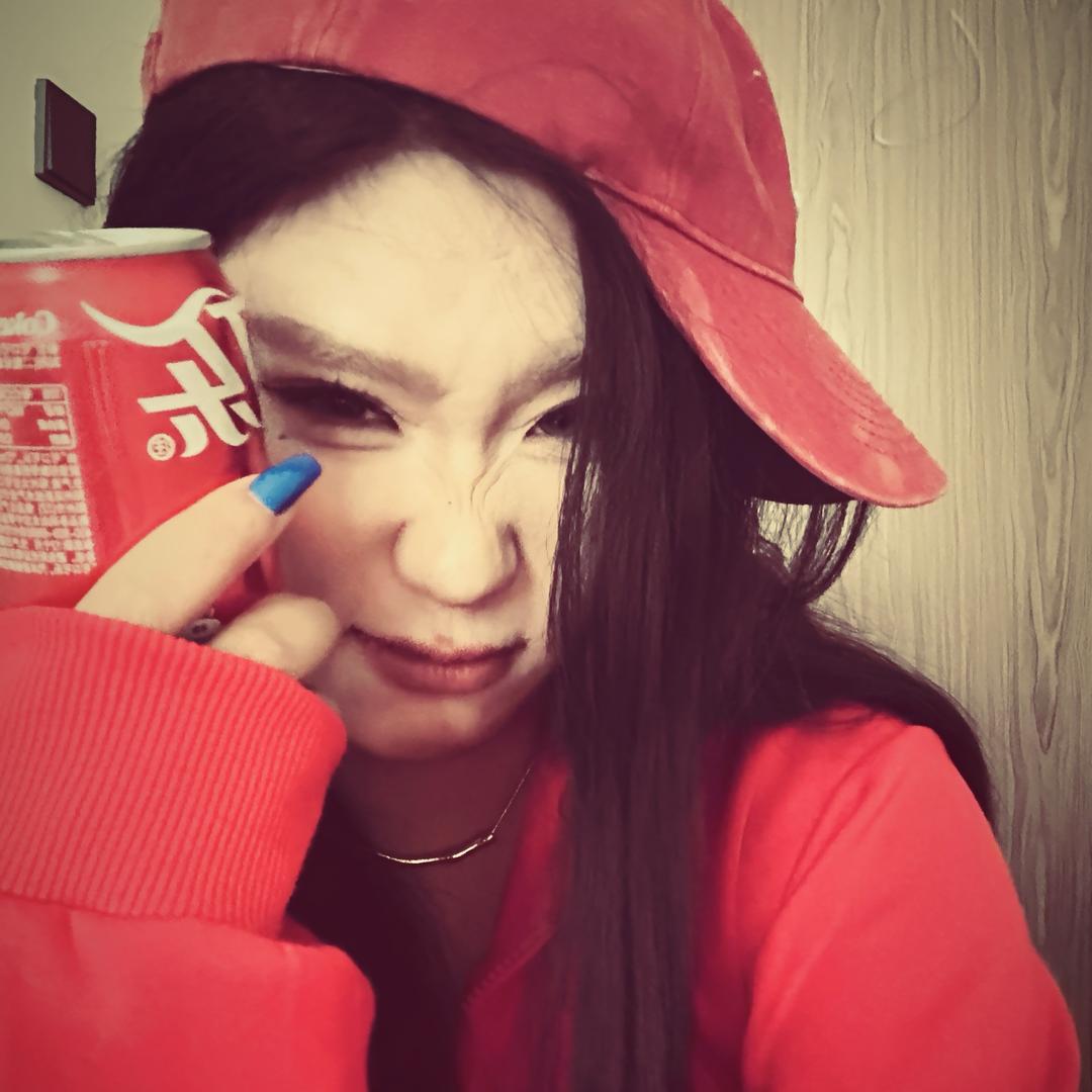 172的大大大大大美女