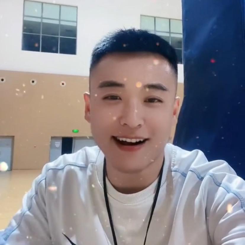 普通人⛰️☀️