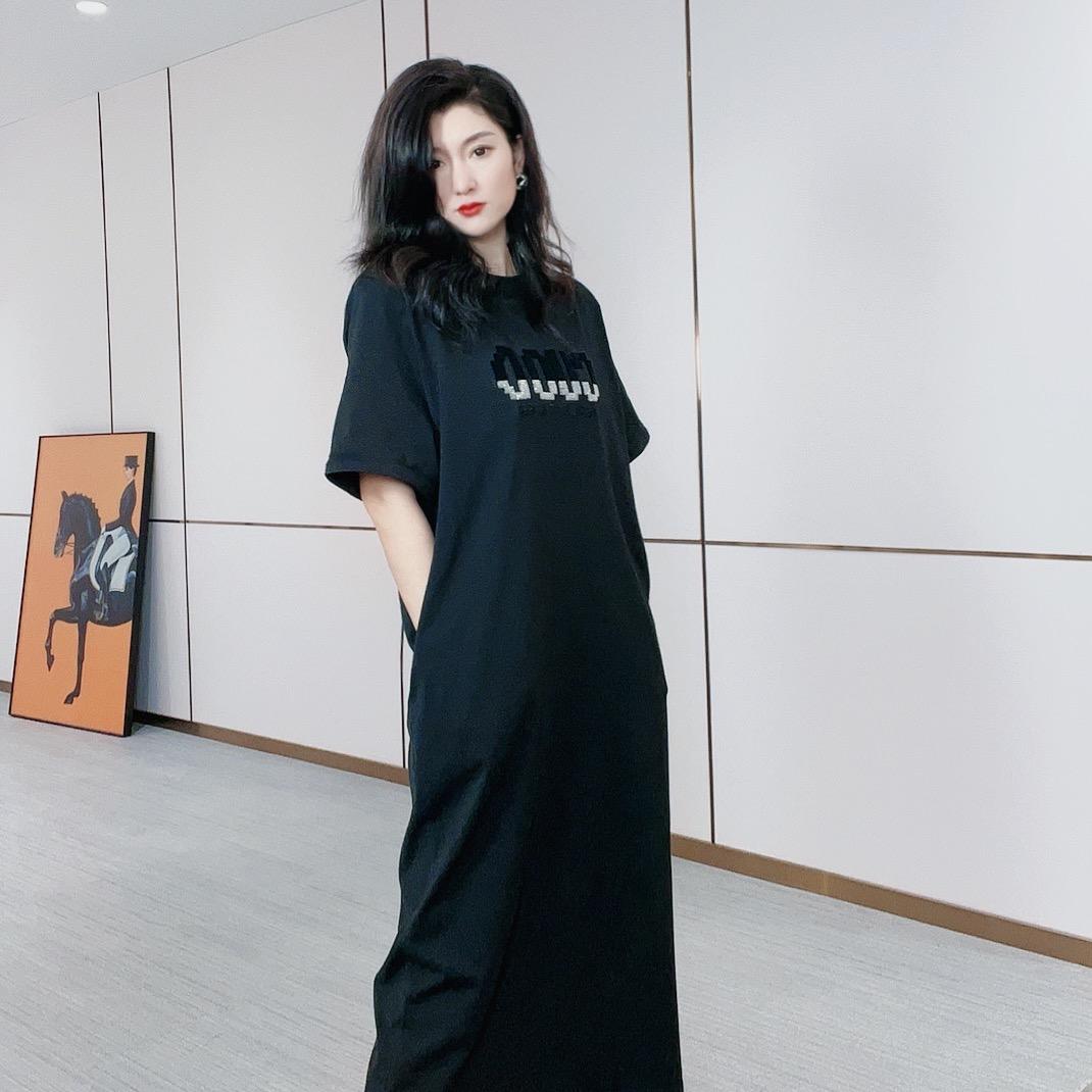 媛素高定服饰