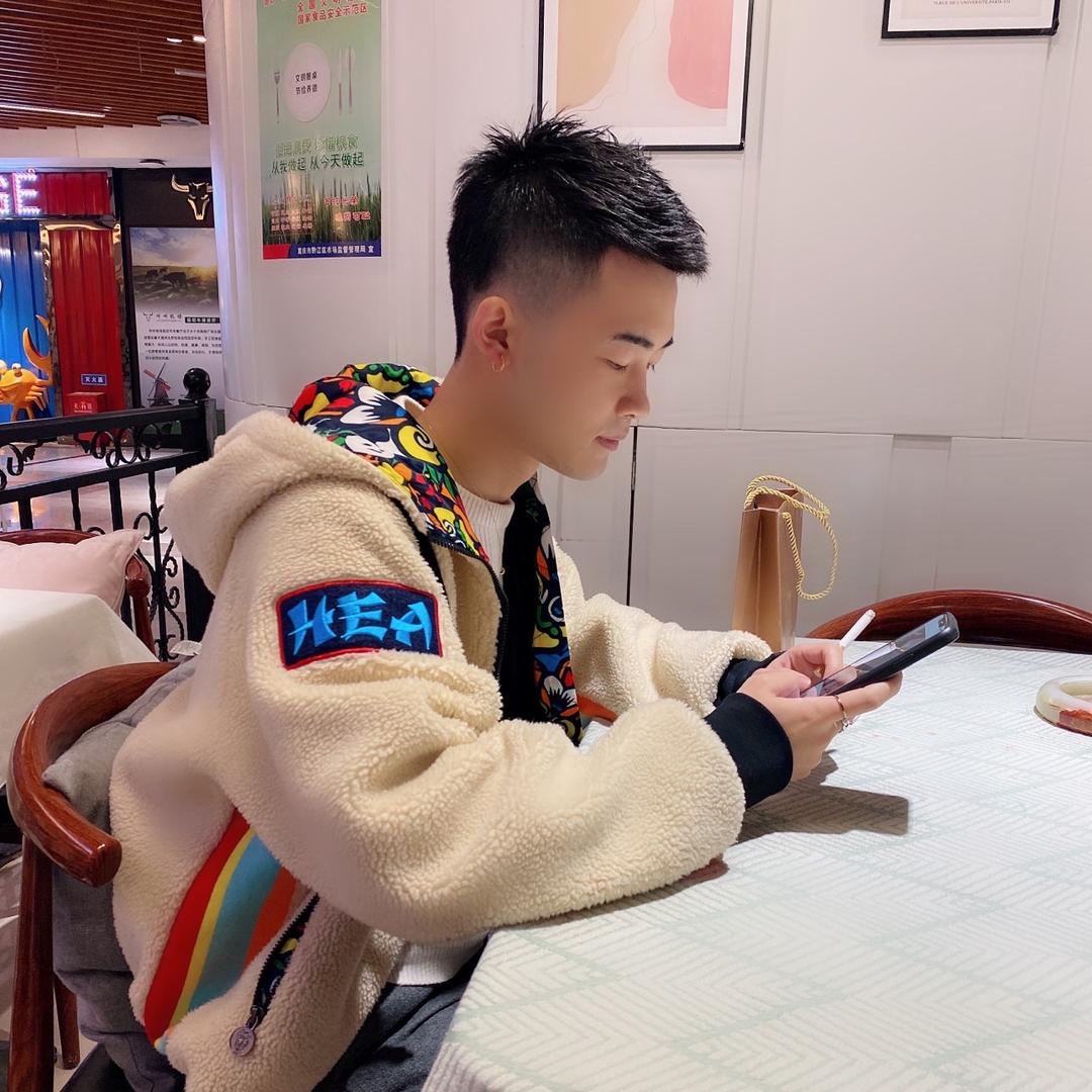 小小鱼🐟（三角洲肝帝版）