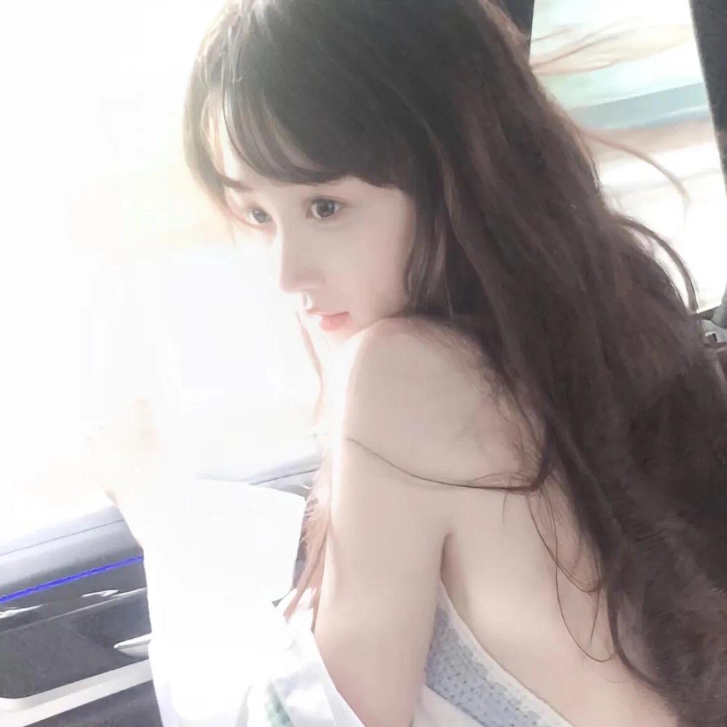 ·叨叨（刀门门主男扮女装）