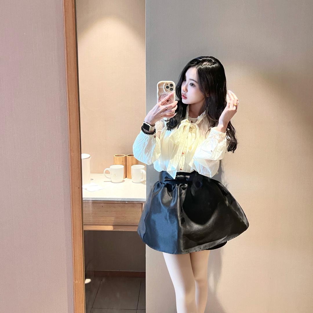 是芮芮呀