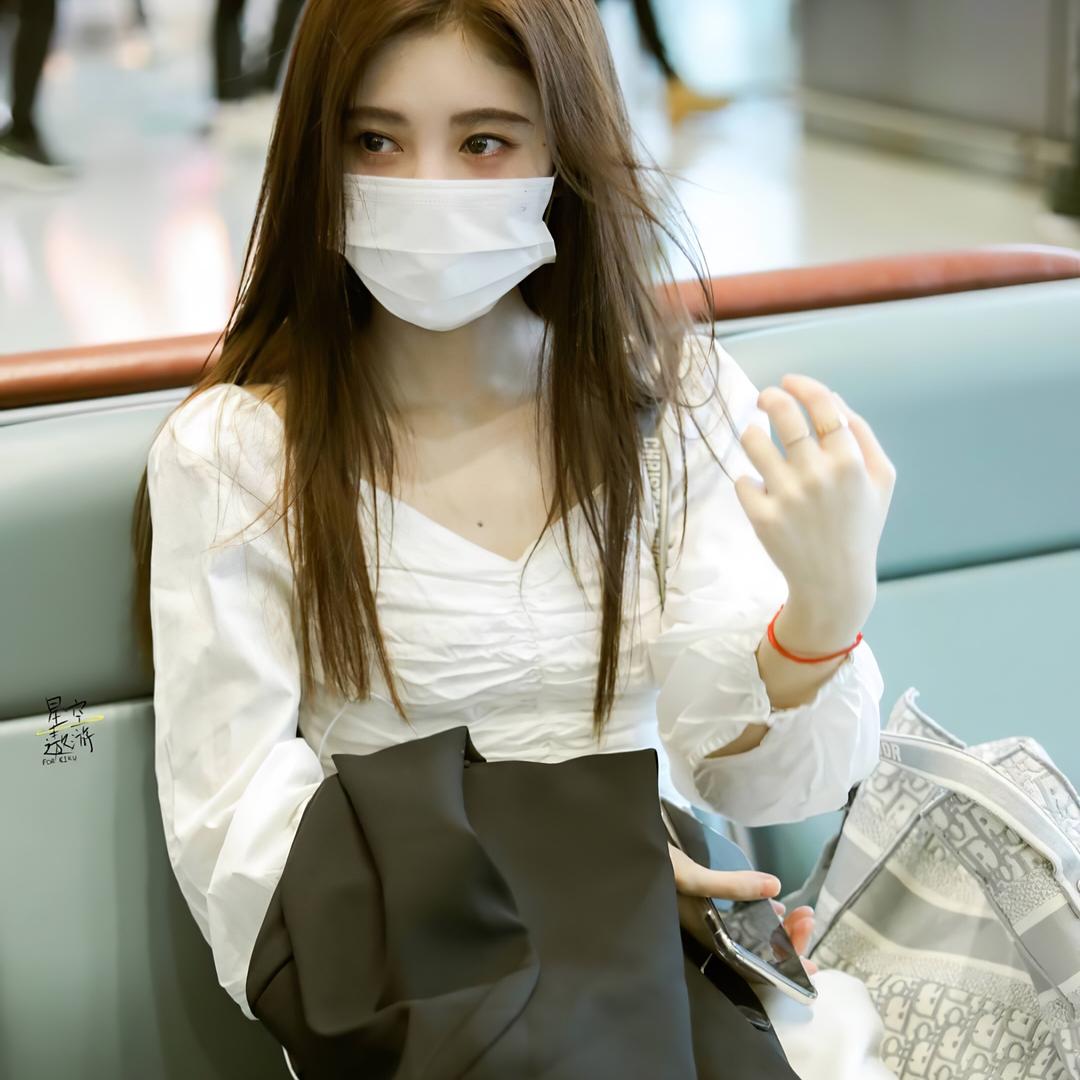 亿加じ女孩