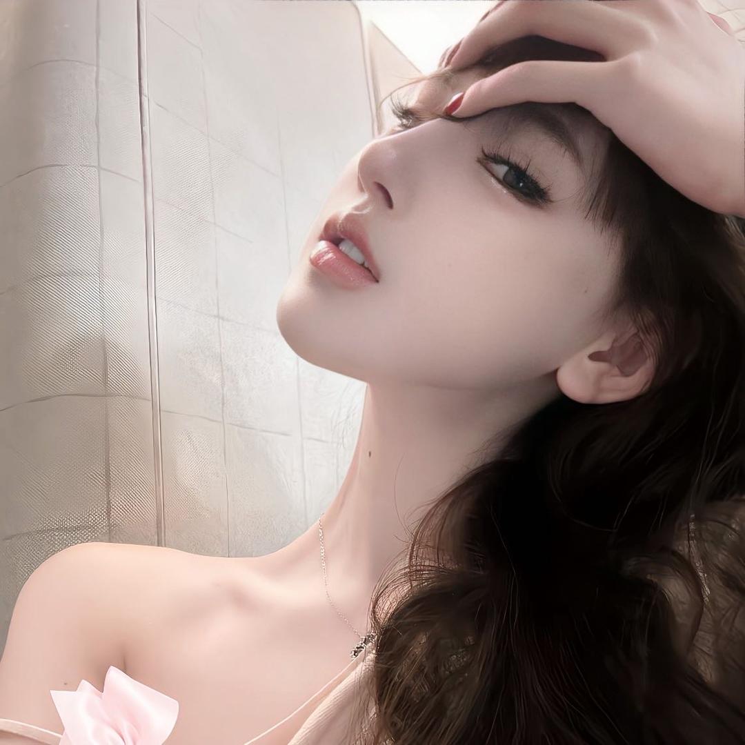 美女不6眼泪
