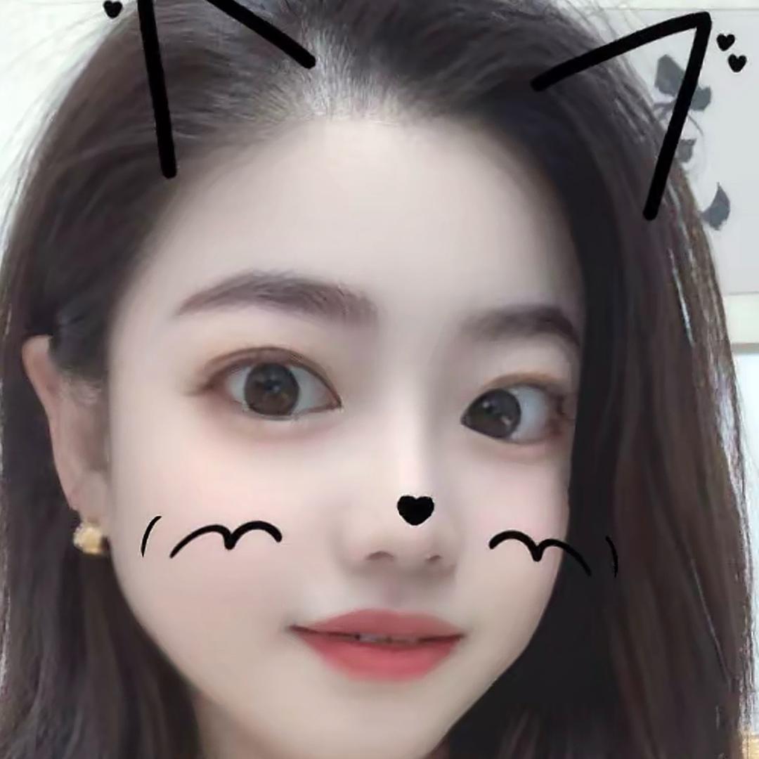 莉淇💋𝒲𝒶𝓃ℊ ᥫᩣ