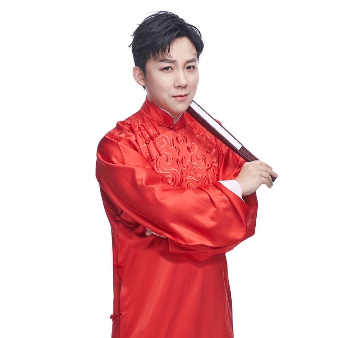 相声演员👉🏻弓瑞