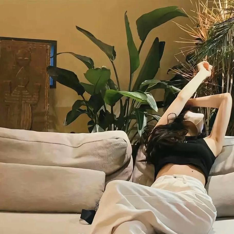 .欣欣