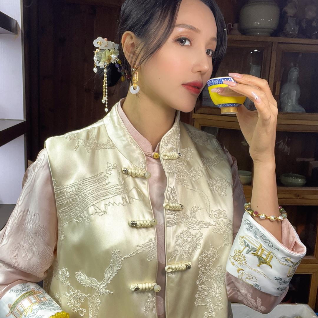 瑞安市花榆服装商行