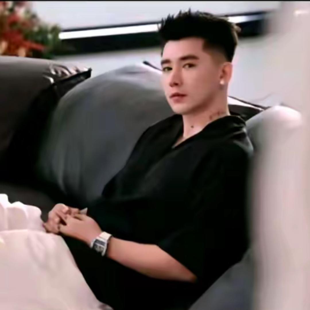 杨圣坤时尚穿搭