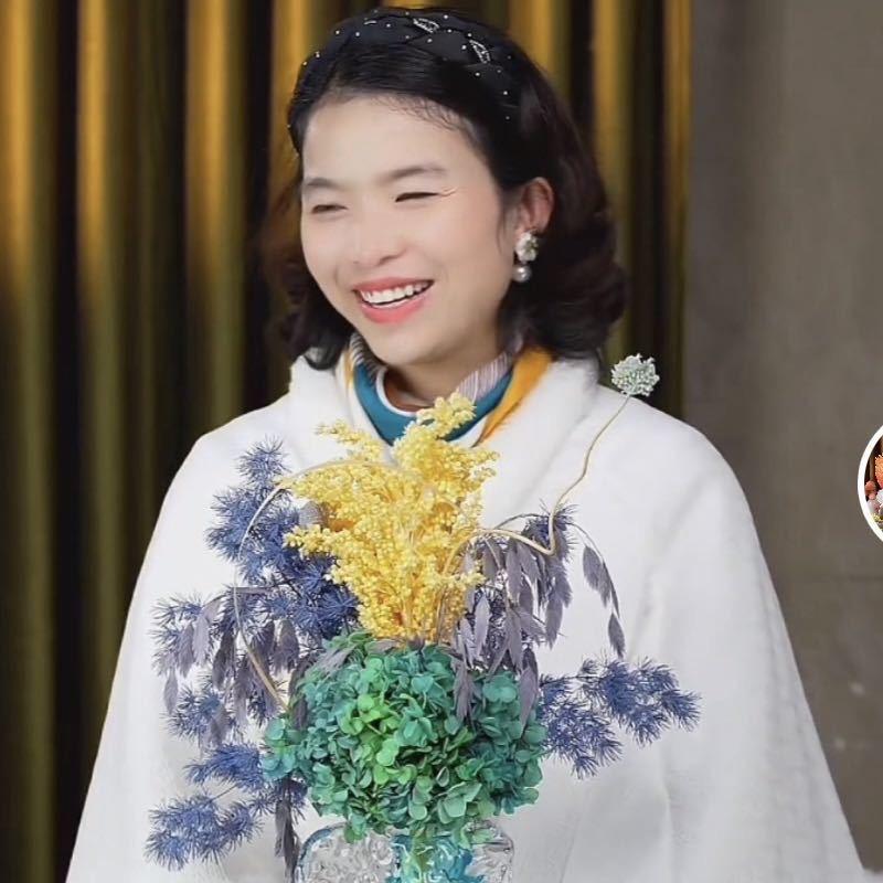 三个儿子的卖花宝妈 - 燕子