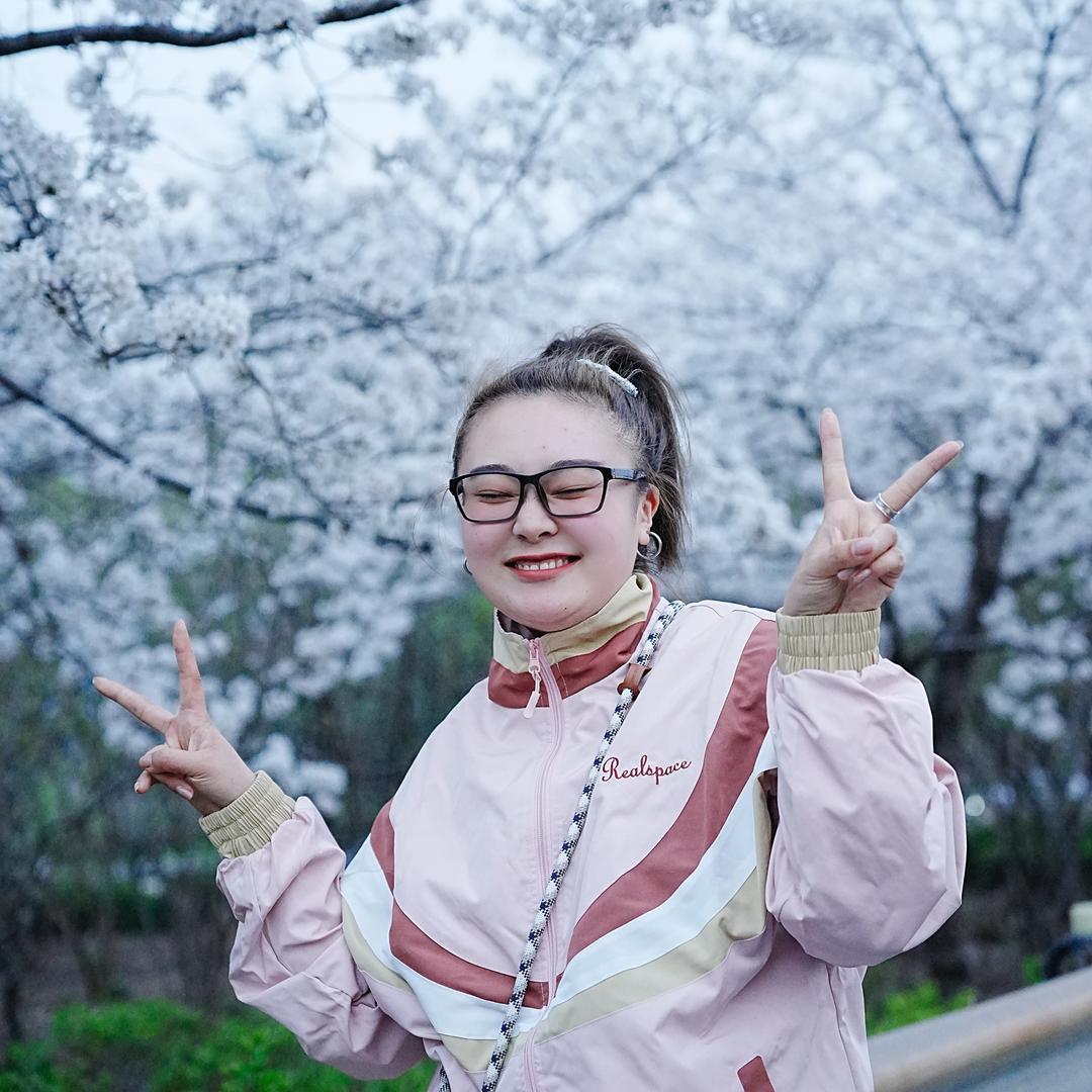 刘纸鸢。
