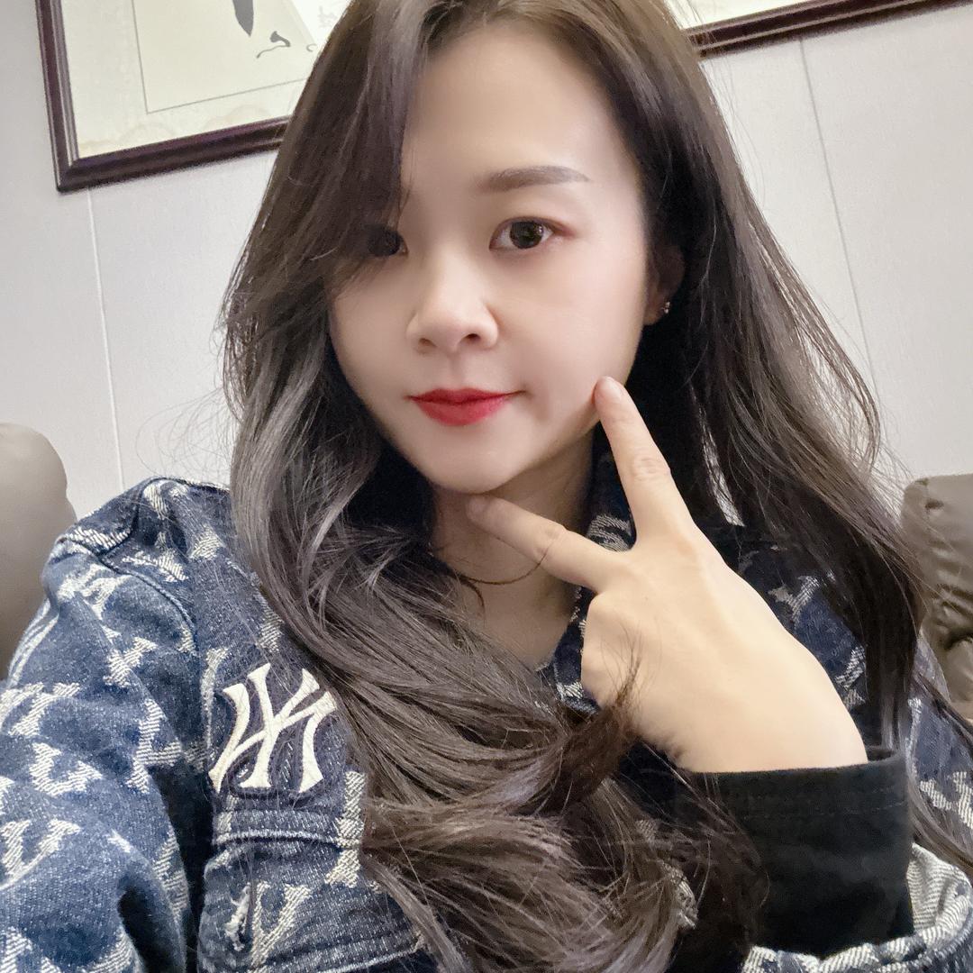 👑ℳঞᩚ大小姐ꦿ꧔ꦿ᭄