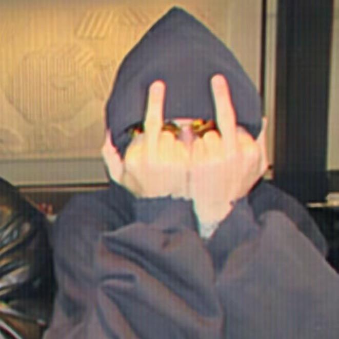 𝙌𝙐𝙚𝙚2/𝙣𝙚𝙨