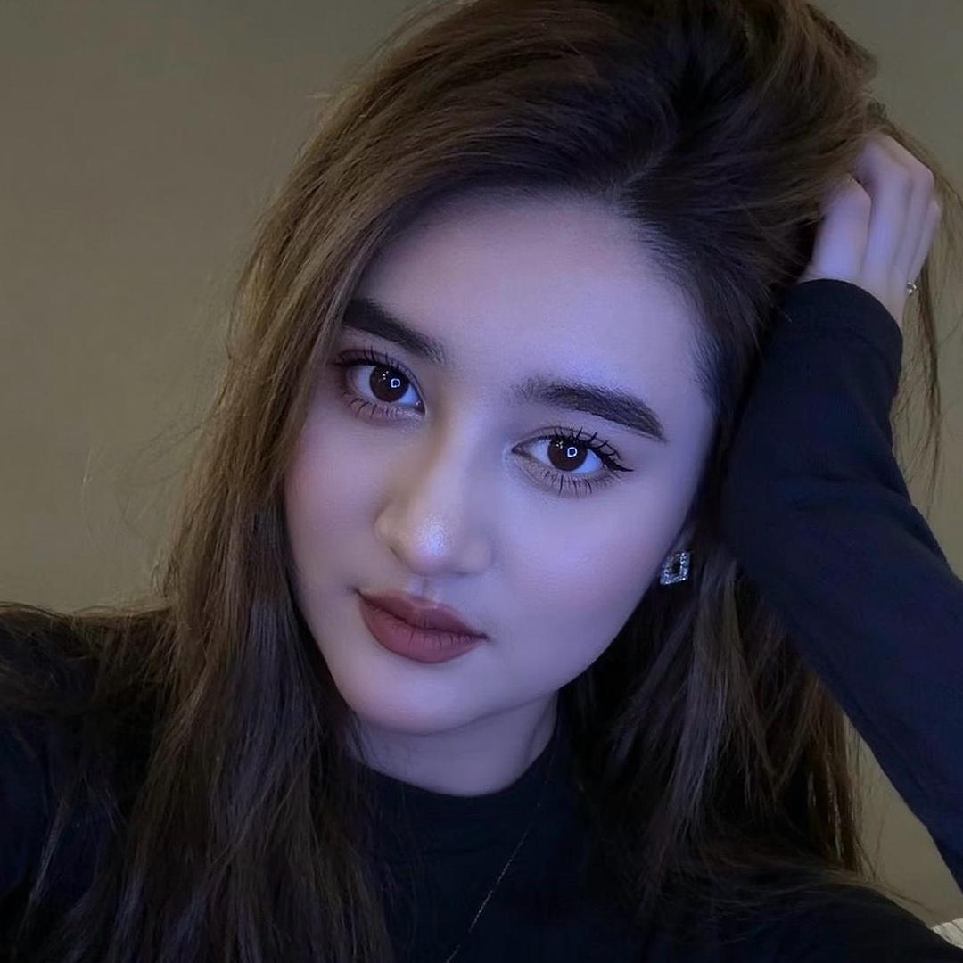 😘