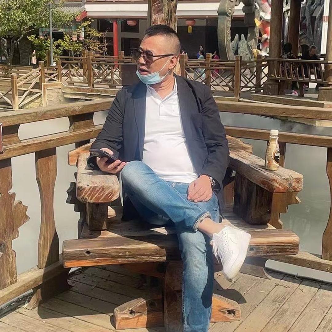 张泽🇨🇳✔️靠 谱