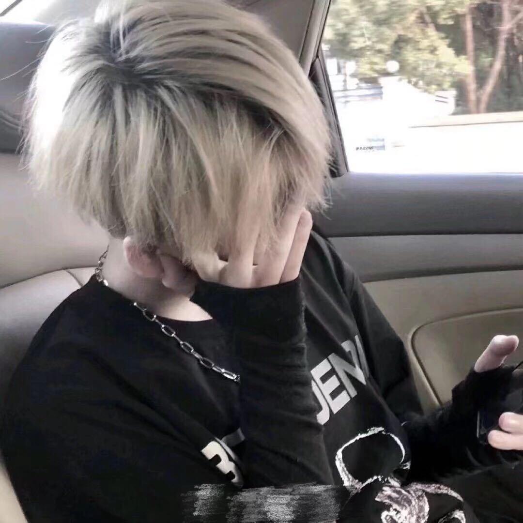 神也是人🧚🏻‍♀️