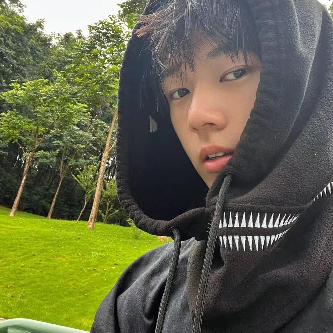 柱子吖