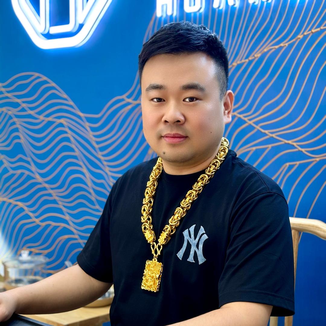 云南普洱八号珠宝店