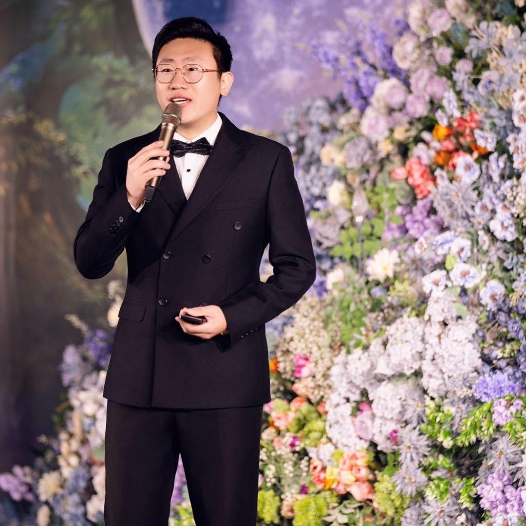 新元素联合创始人  主持人龙飞