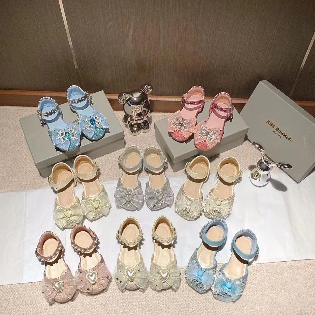 韒䎄䎄童鞋
