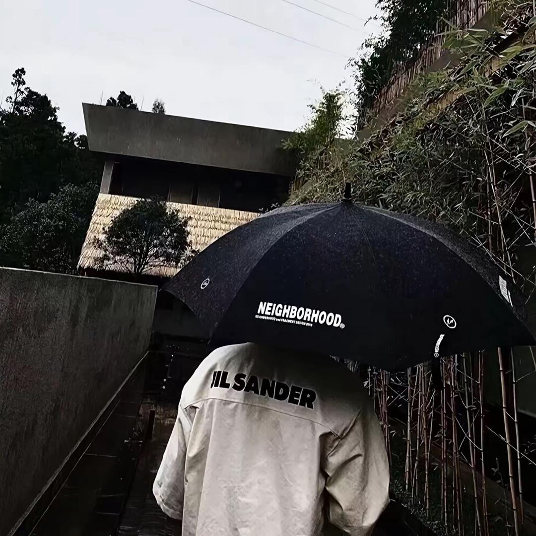 -/.）