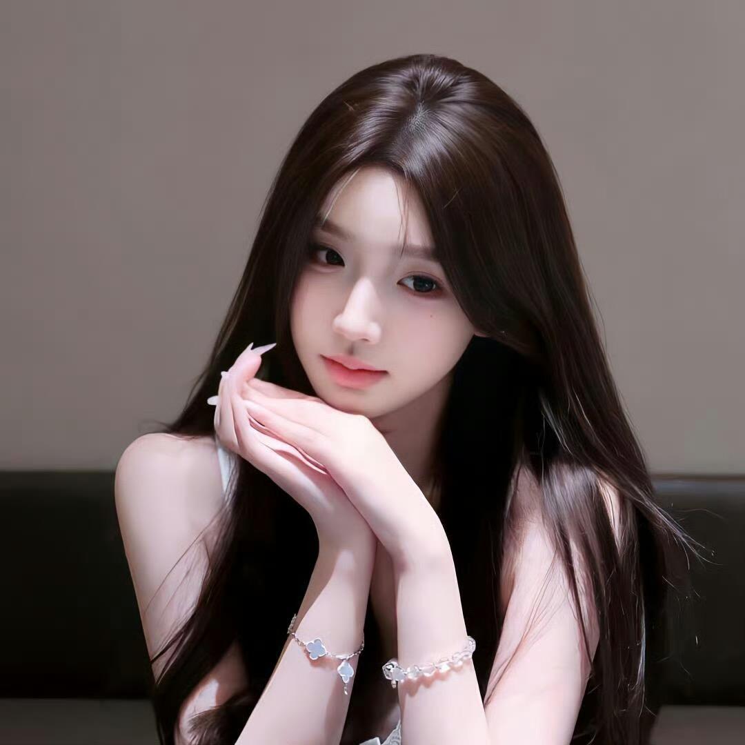 龙微服饰工厂店