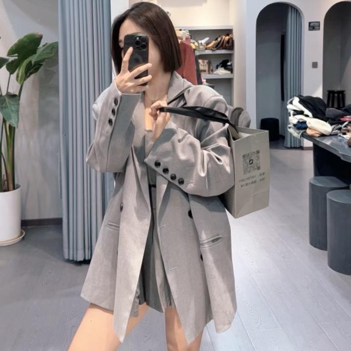 舞阳国泰里安男女集合店