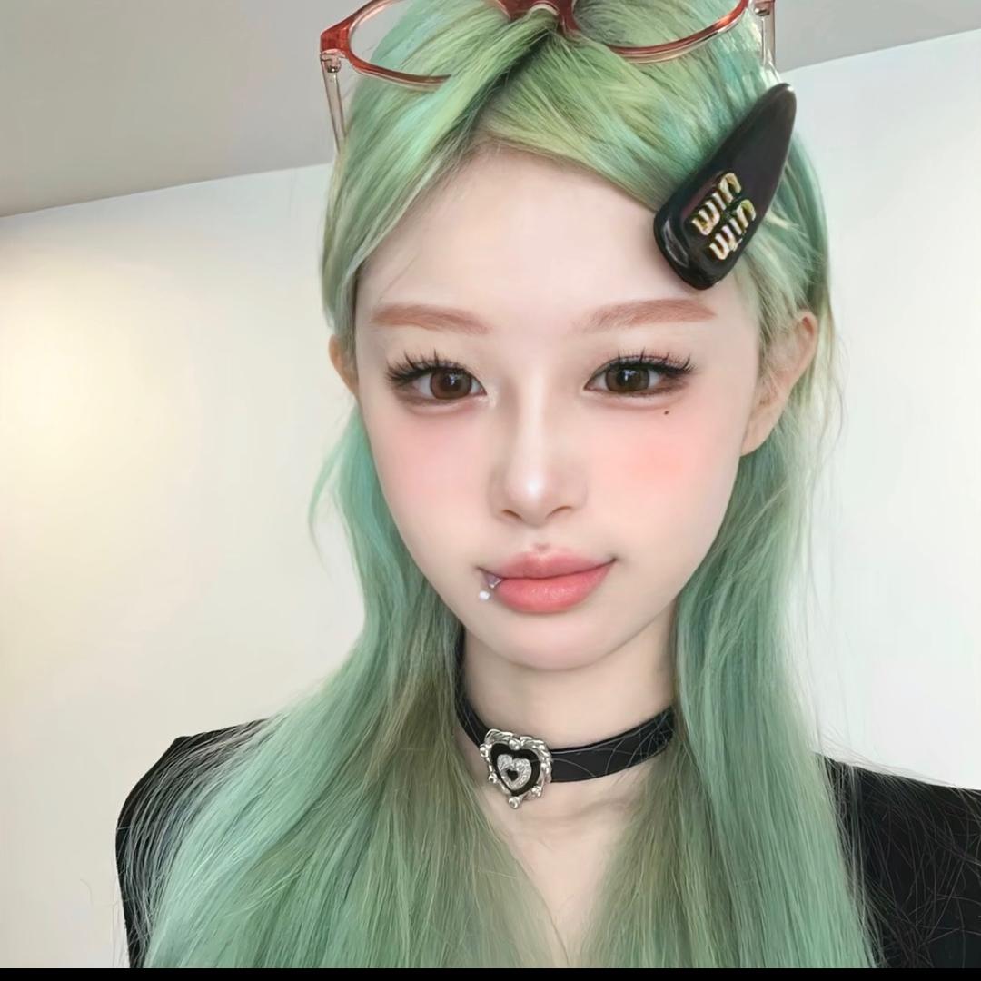 脸¹点也不圆゜