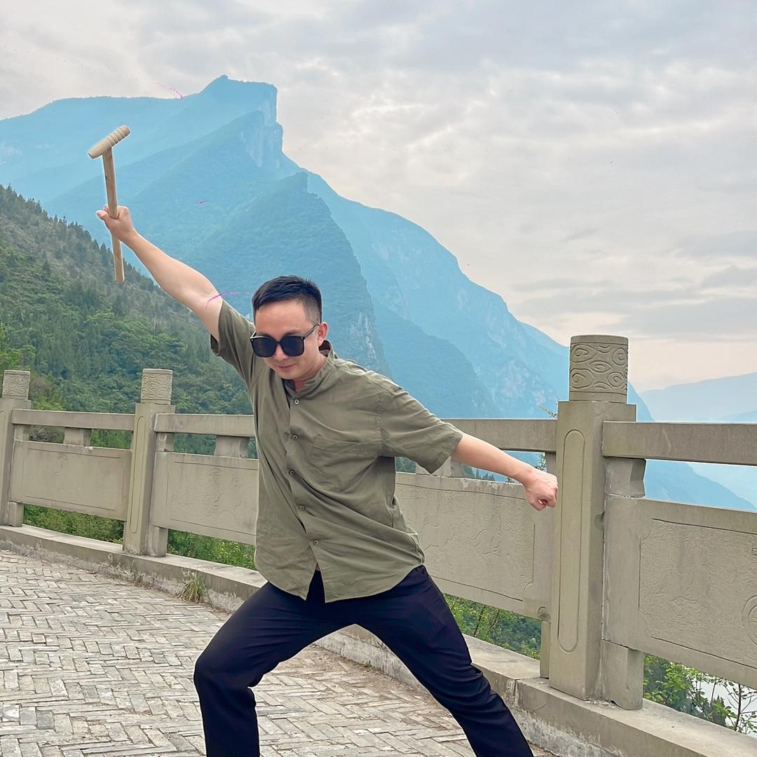 对天发誓阿龙哥