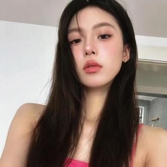 小小.