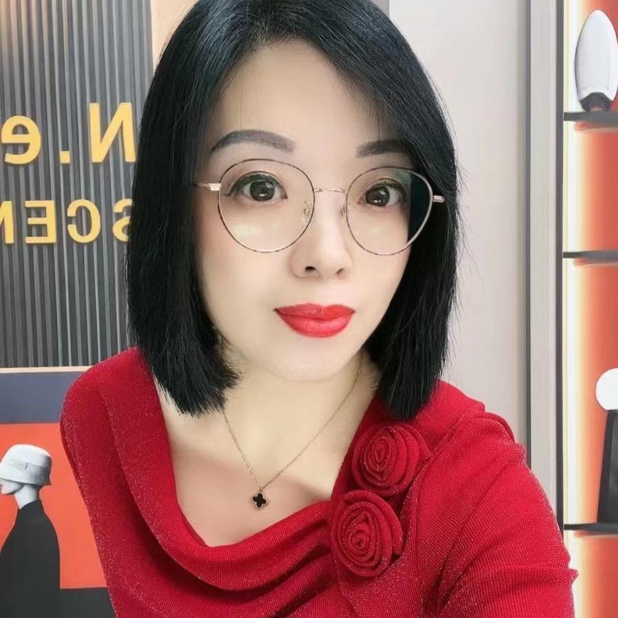 方简简女装