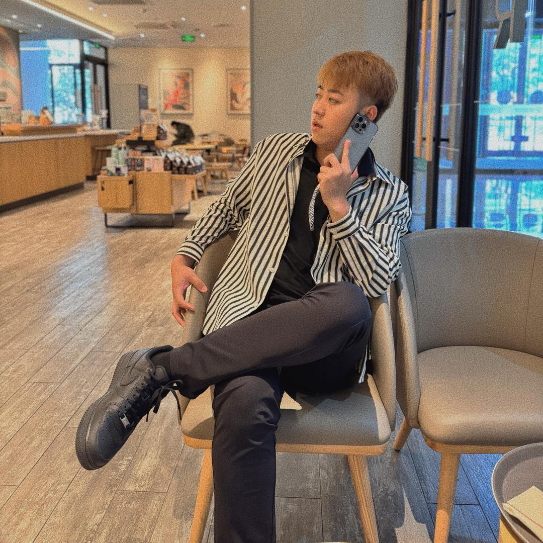 👑航航