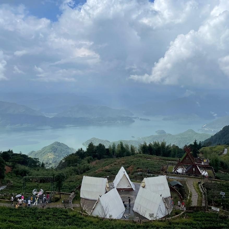 悠闲胖哥