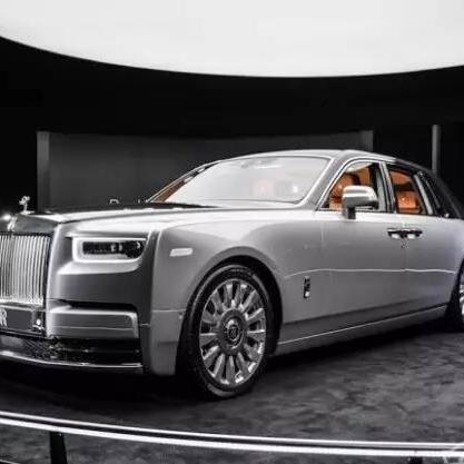 小A-惊喜广         星蝶百货