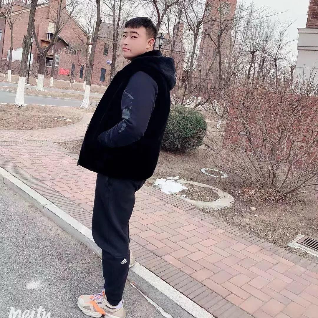 185cm大男孩