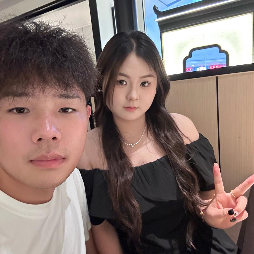 爱睡觉的加菲猫