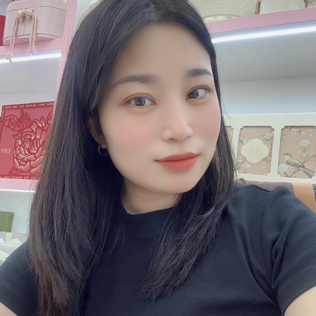 赵总总（大姑姐）