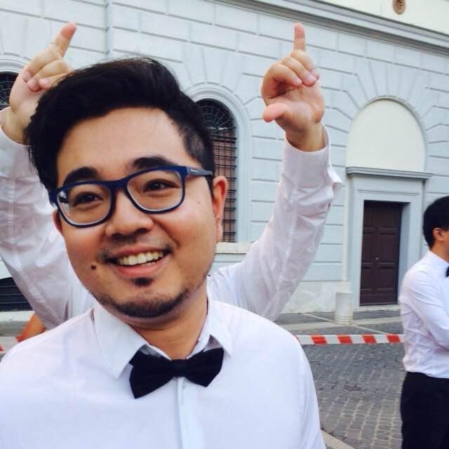 战战