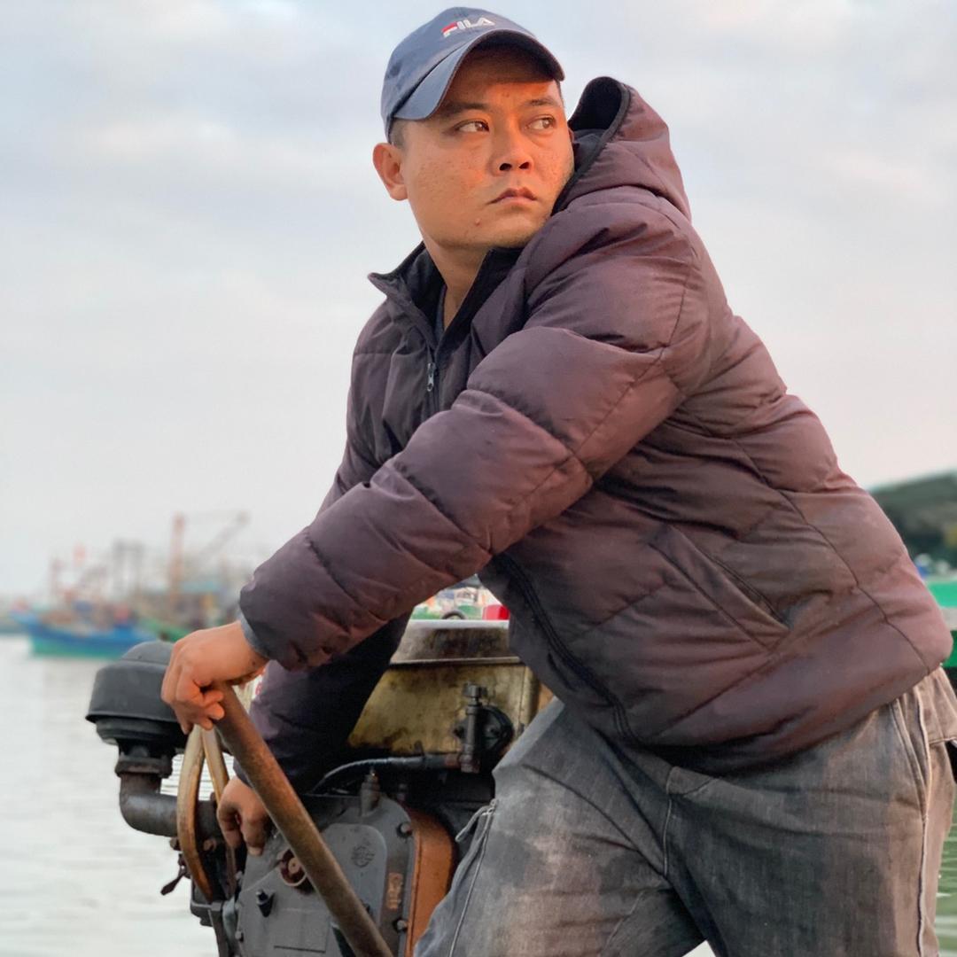 灯光渔夫阿龙夫妇海鲜