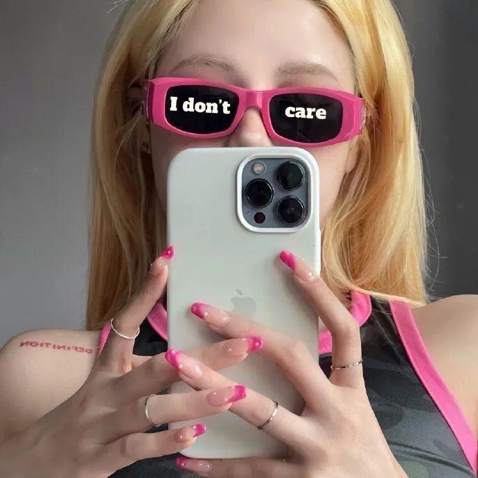 在意谁的看法就变成谁的裤衩🩲