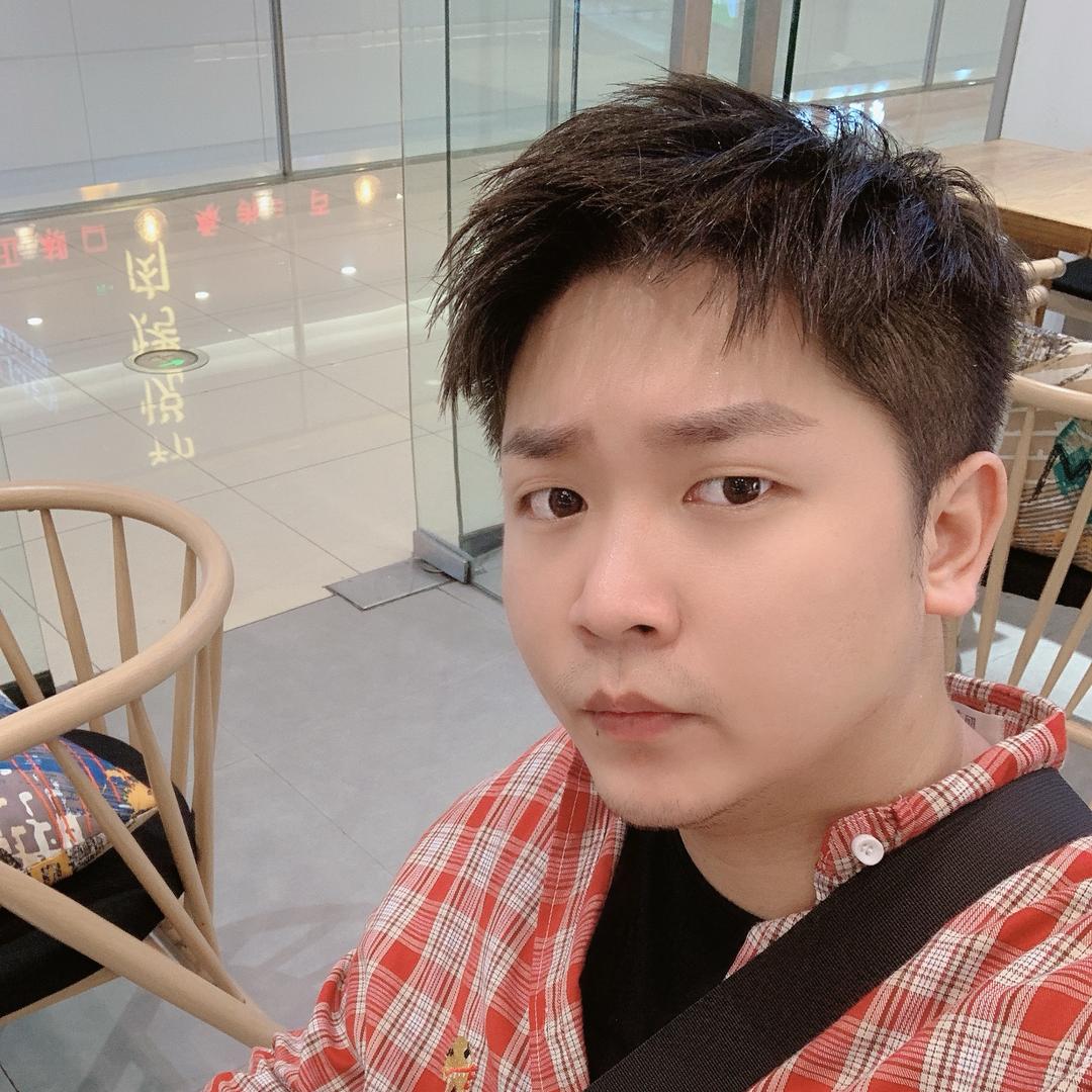 湾沚烫染天花板阿诺