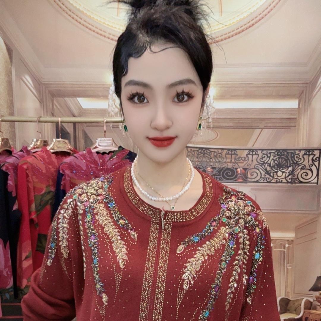 彤韵服饰工厂店