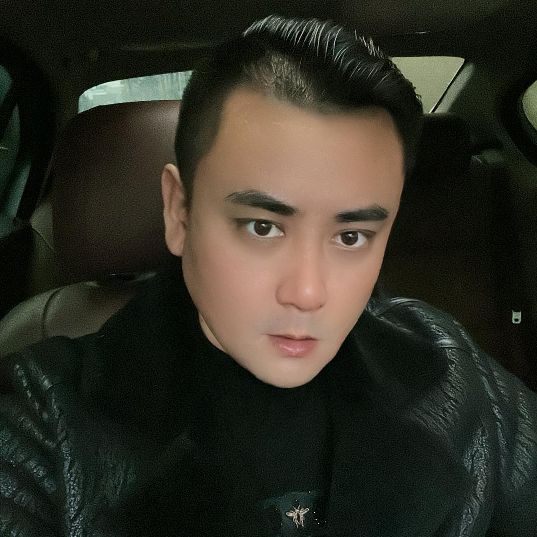 仪征市润霖广场皮草城