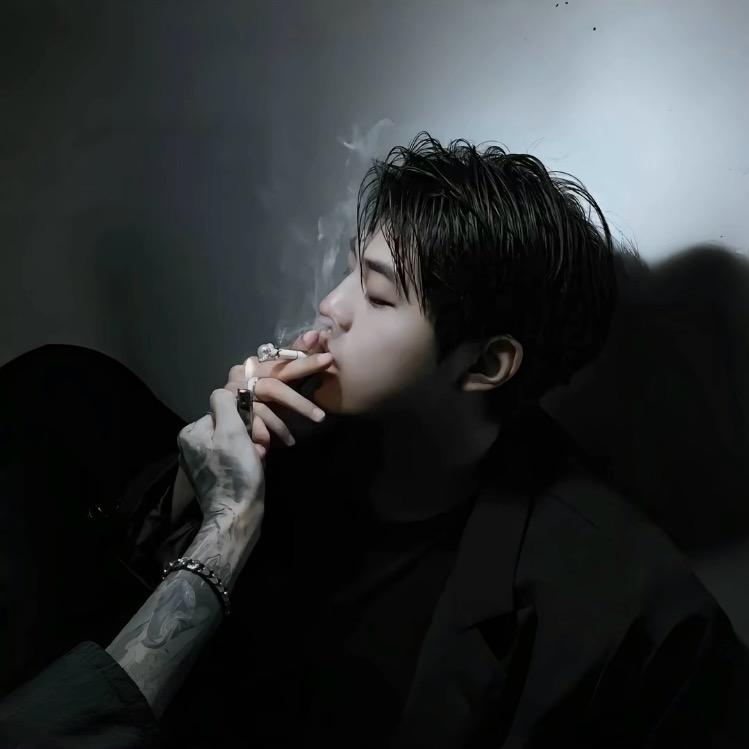 ℳ.龙少⁸⁸⁸