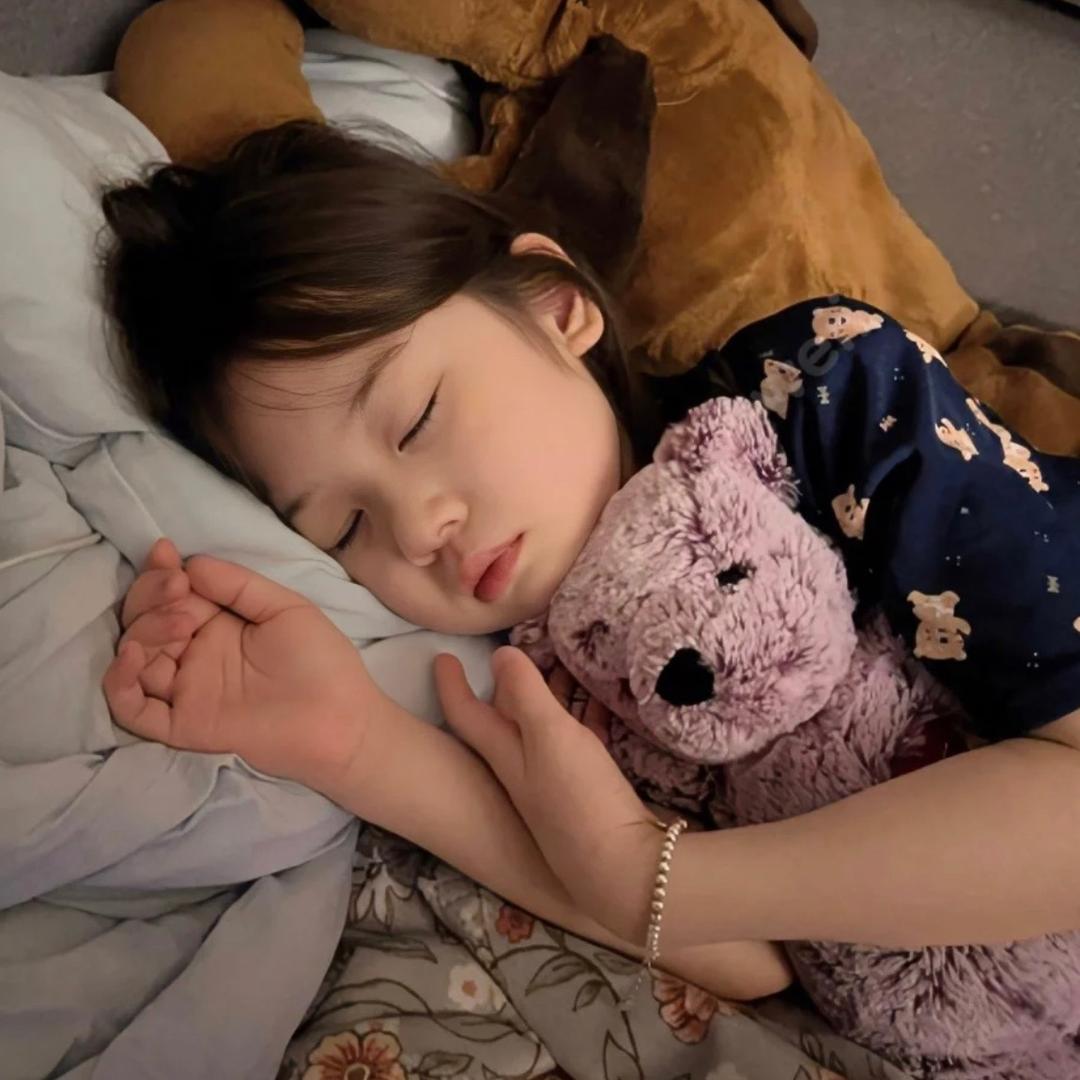 ￴ ￴ ￴￴ ￴ ￴