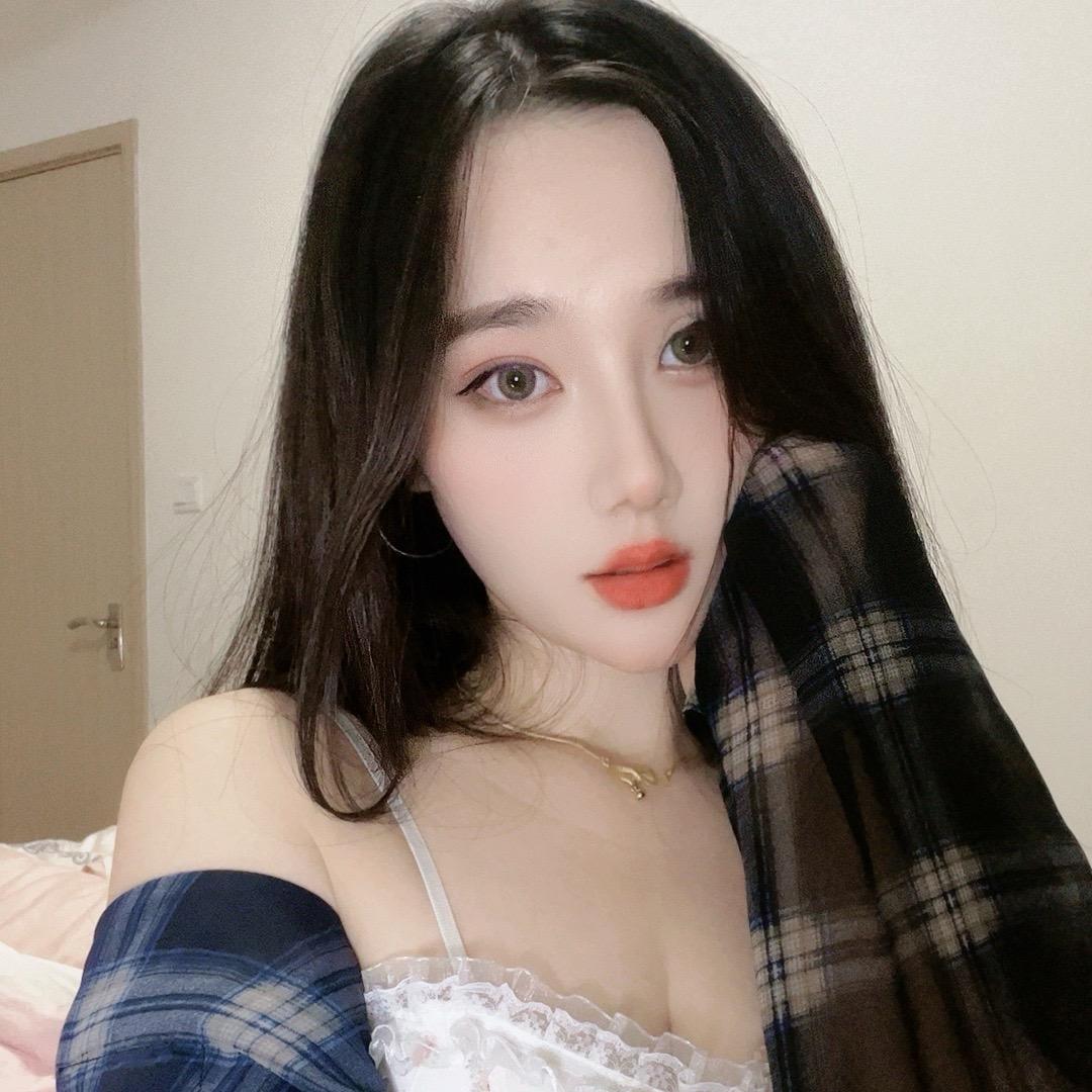 蓝光灯🥭