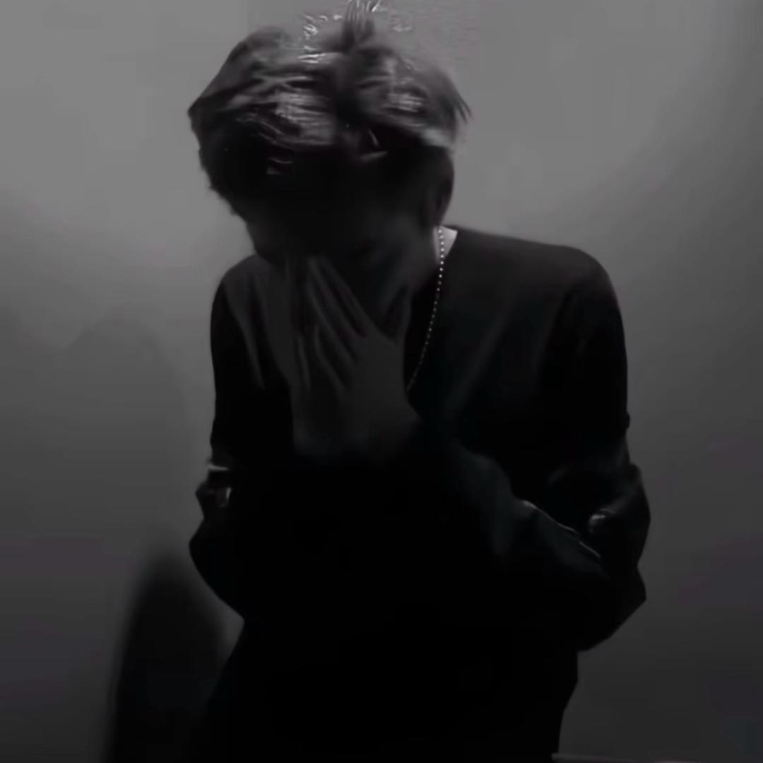 M r_凡
