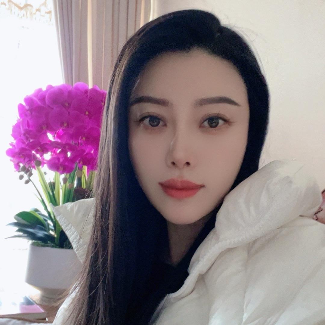 玲儿吃喝玩乐