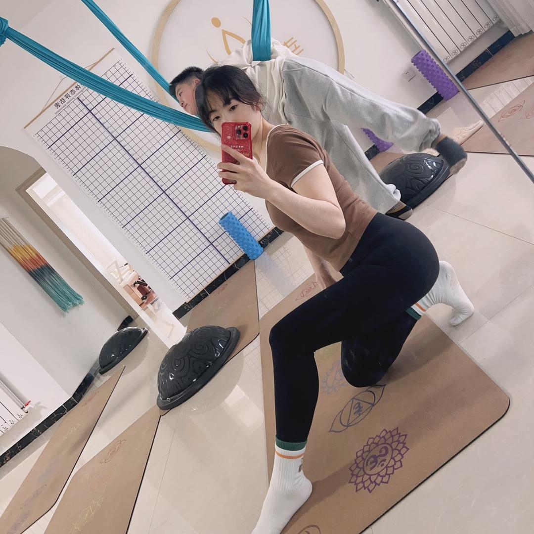 爱瑜伽的girl