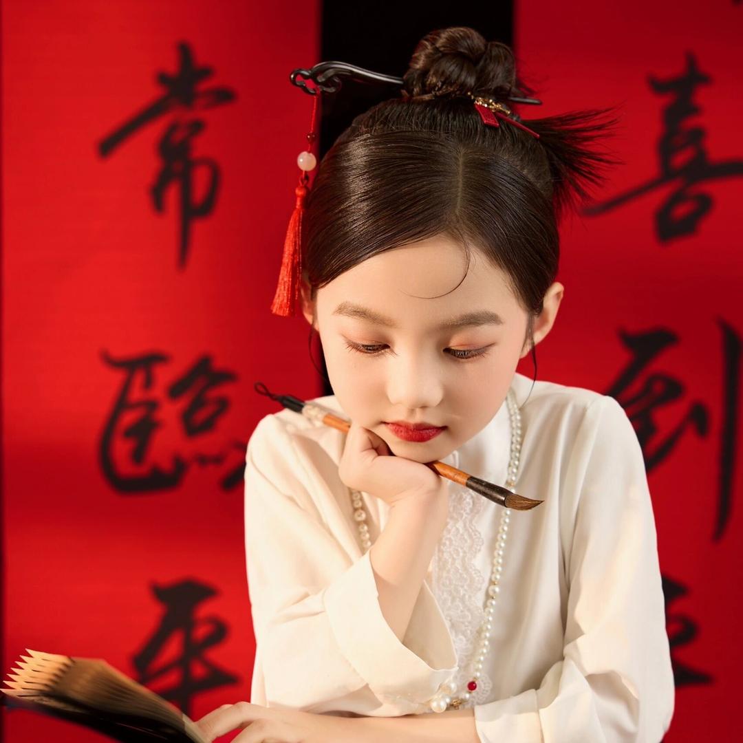 小雯同学